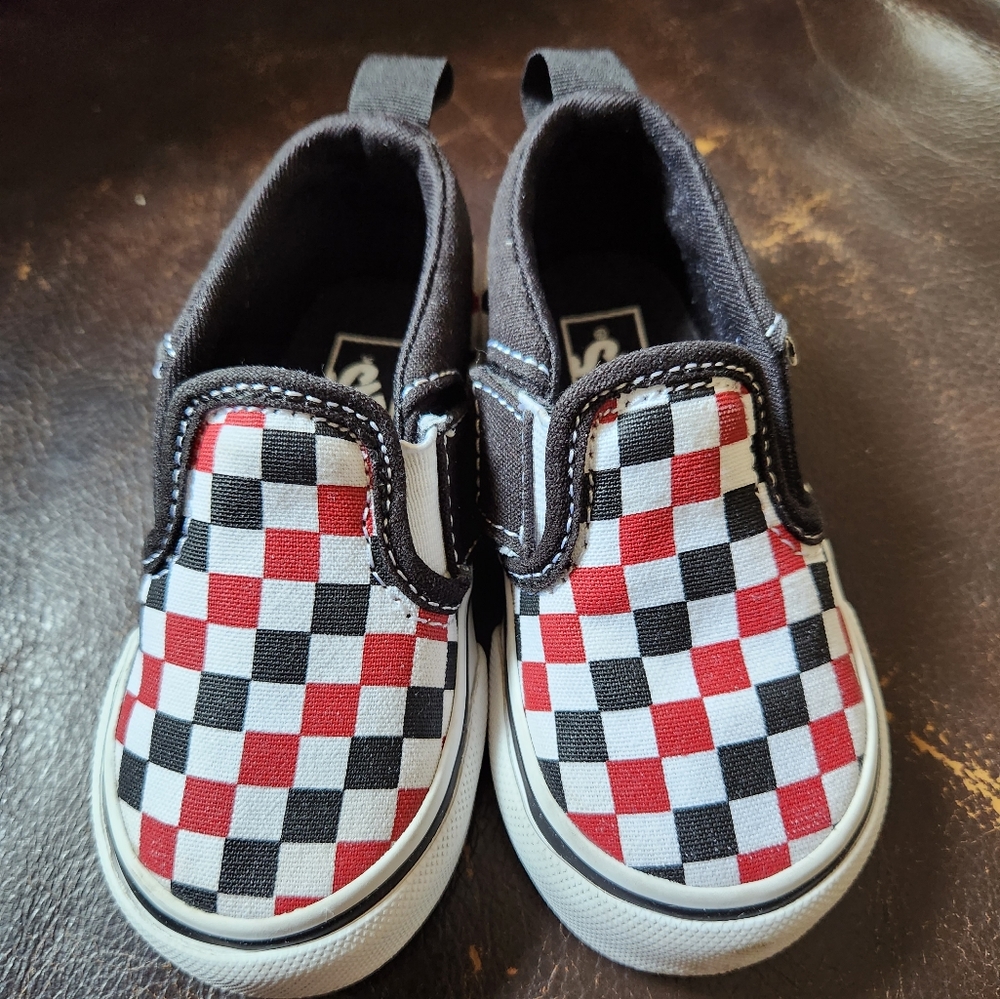 Vans Off the Wall Asher V Checker Black White and Red Toddler Size 5